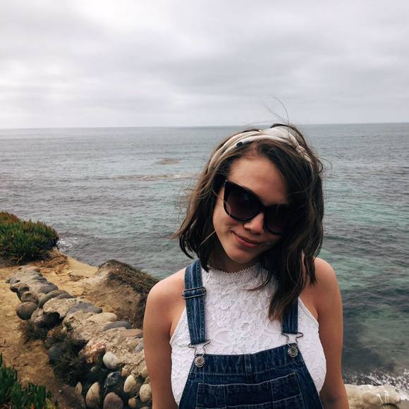 Meet your Posher, Anna - Picture 1 of 1